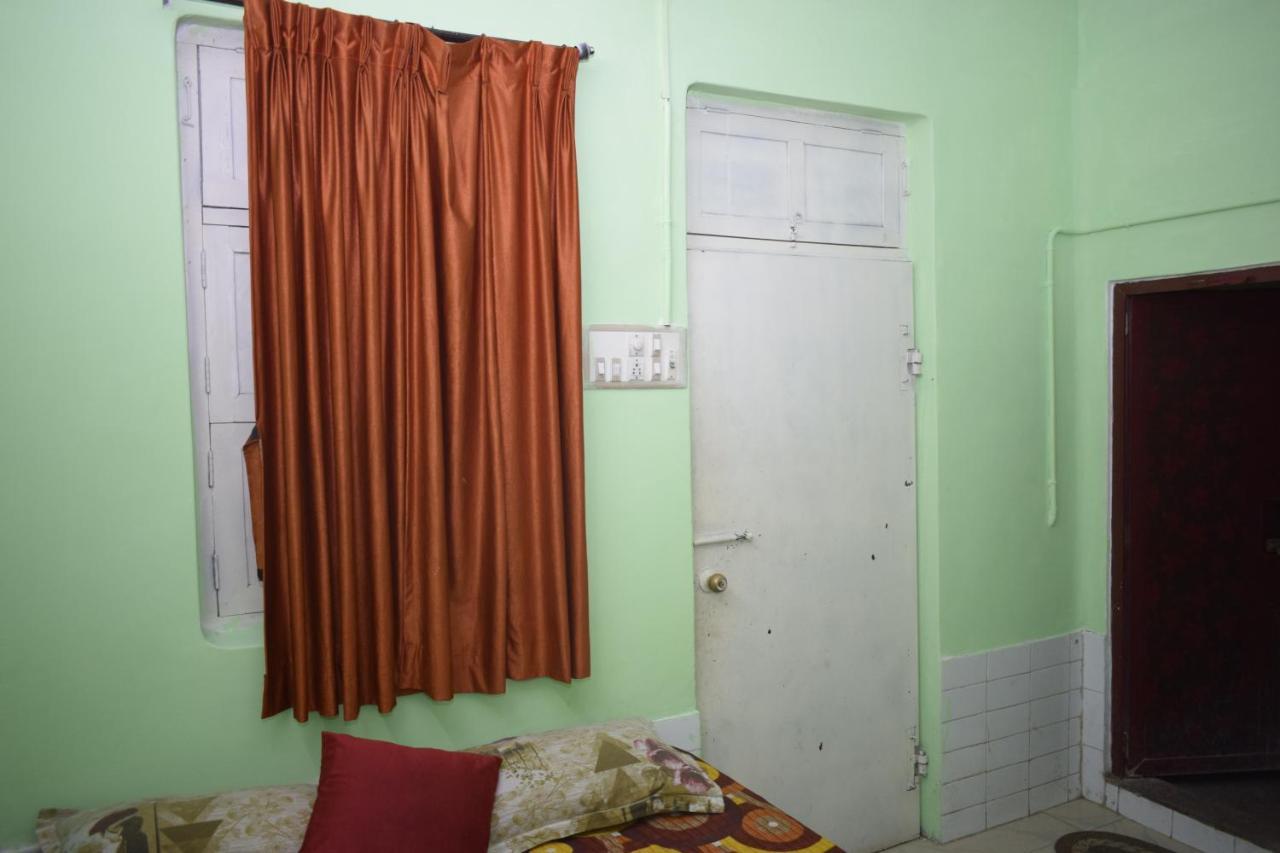Balaji Guest House Пондичерри Экстерьер фото